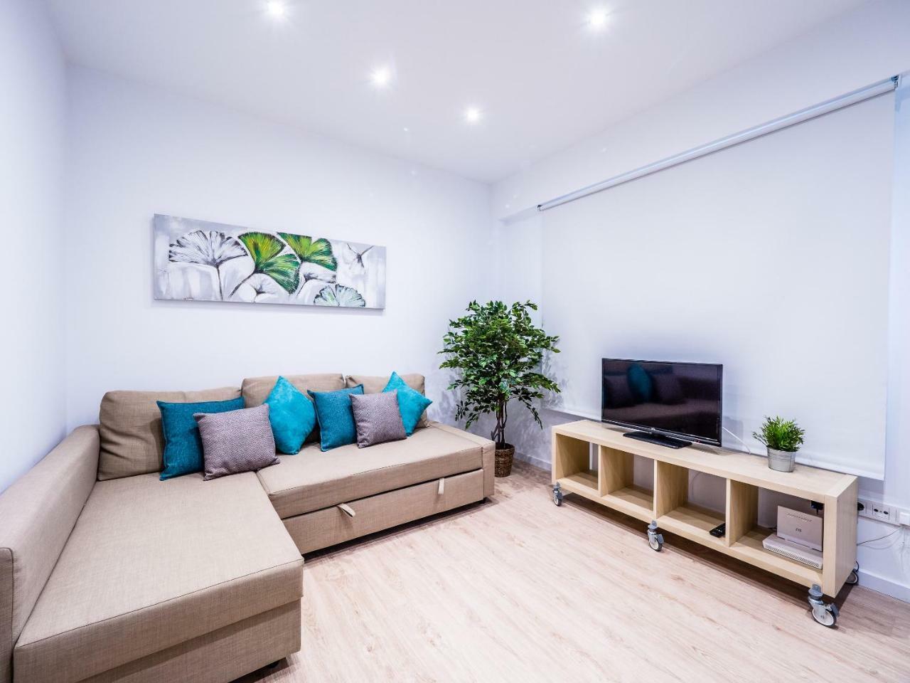 Malaga Urban Center Apartment Exterior photo